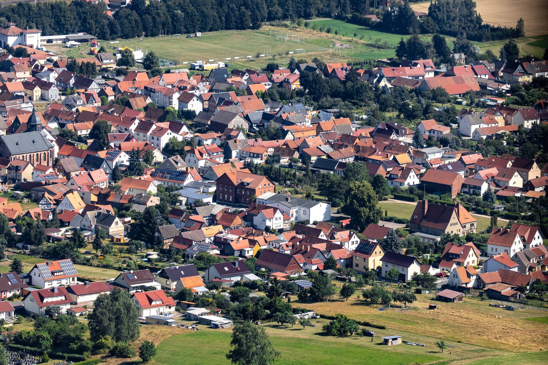Ortskern von Bernterode mit der Pfarrkirche St. Martin